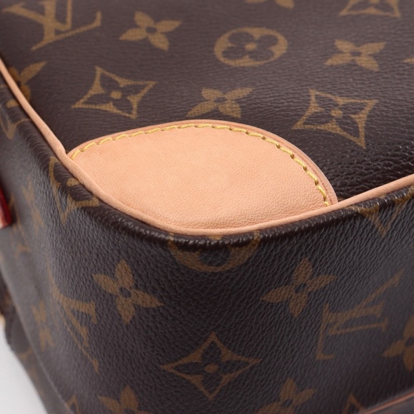 Louis Vuitton Monogram Crossbody Nile - Picture 7 of 12